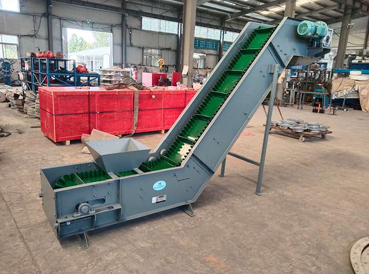 皮帶機輸送物料角度是多少？