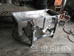 <b>不銹鋼直線篩憑什么比普通碳鋼直線篩貴？</b>